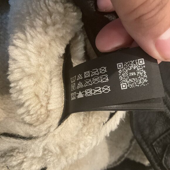 Zara Girls Black Faux Fur Shearling Biker Jacket Zipper Belt Size 8-9 130cm coat - Picture 16 of 16